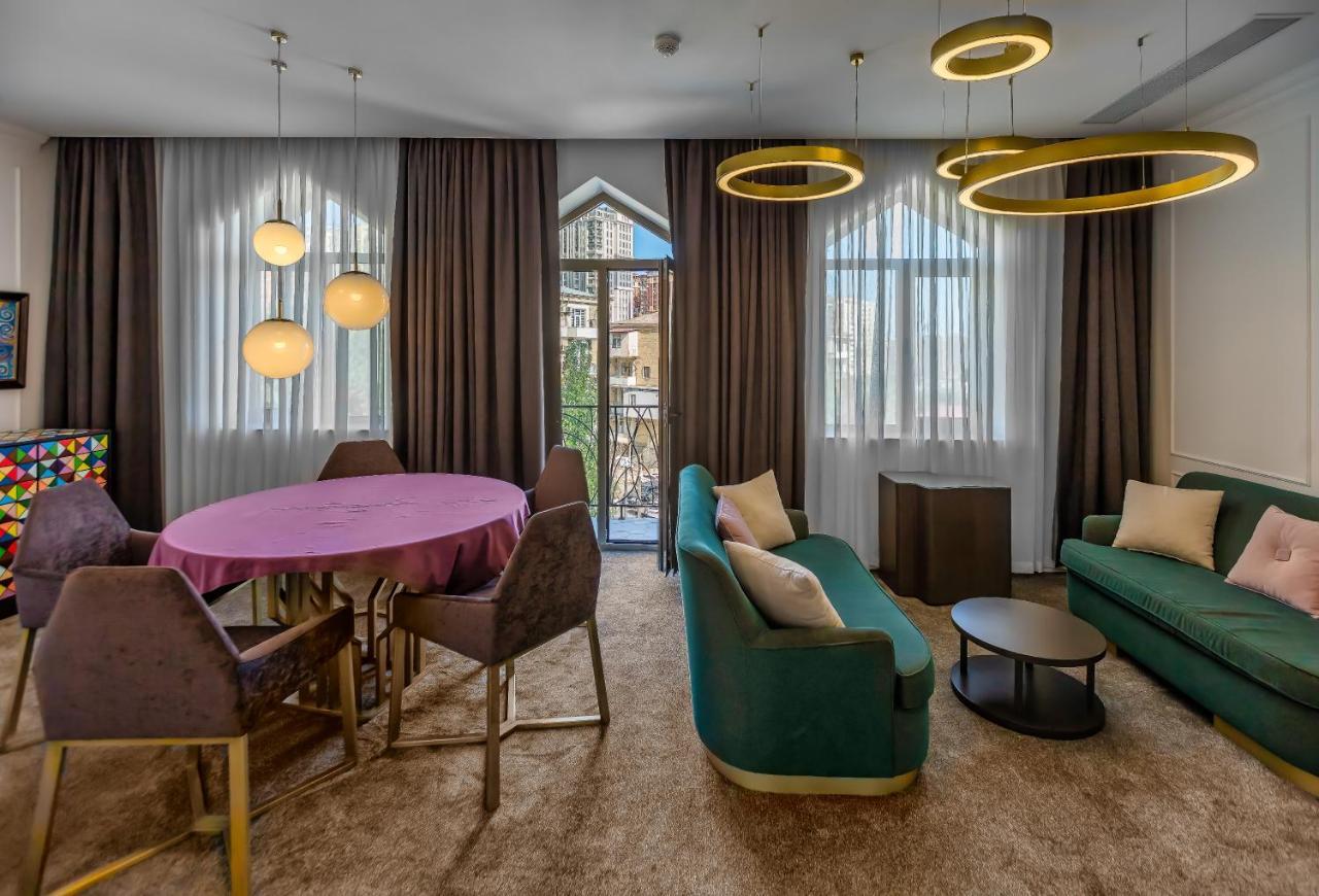 Ivy Garden Hotel Baku Exterior photo Suite at the hotel